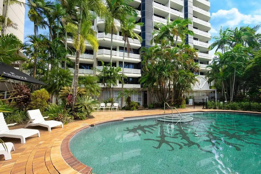 Stylish Cairns Studio Apartment Esplanade/Hospital
